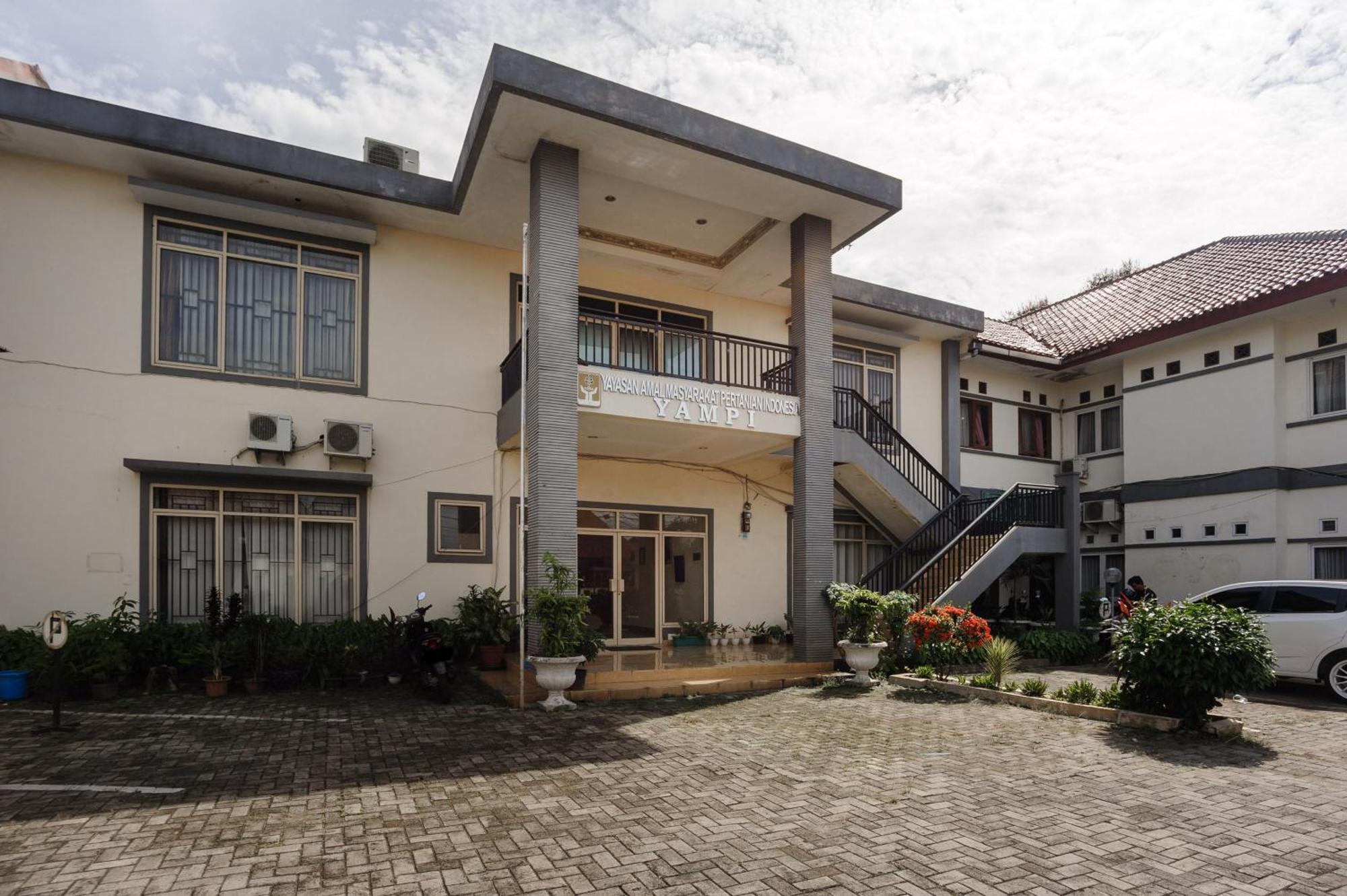 Reddoorz Syariah Near Aeon Mall Tanjung Barat Jakarta Exteriér fotografie